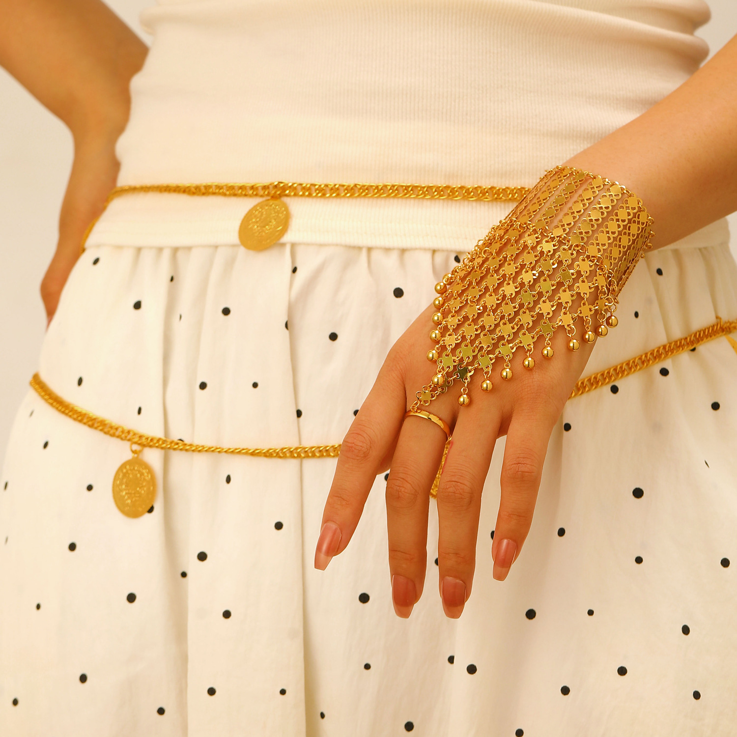 Ethnic Arabic Style Gold Color – обзор и цена Ethnic Fashion Trends 2026
