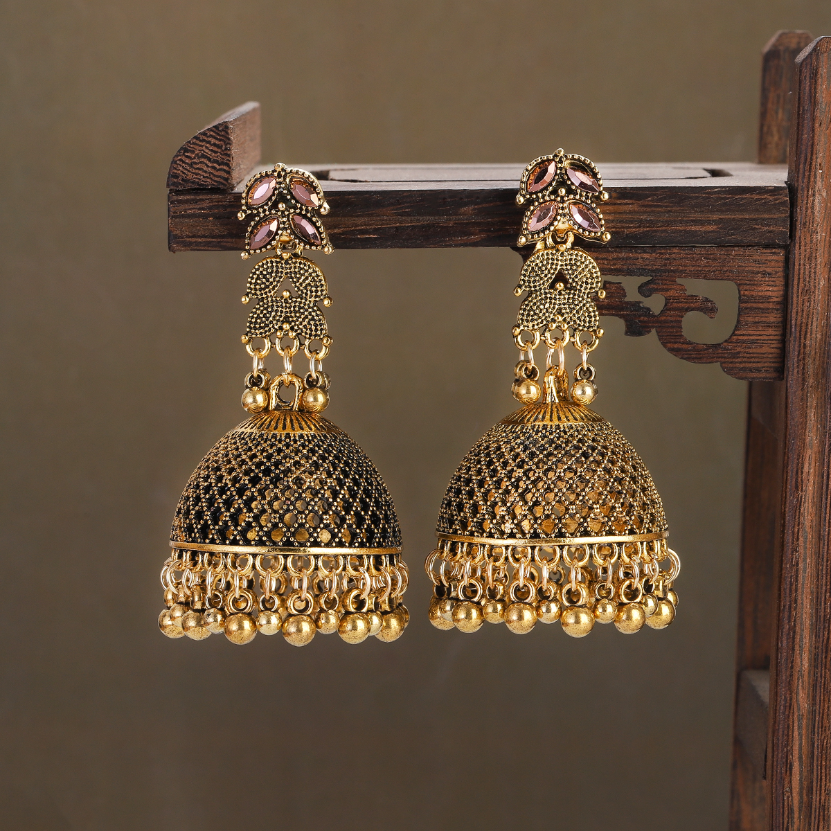 Ethnic Gold Color Big Bell Dan – обзор и цена Ethnic Indian Fashion