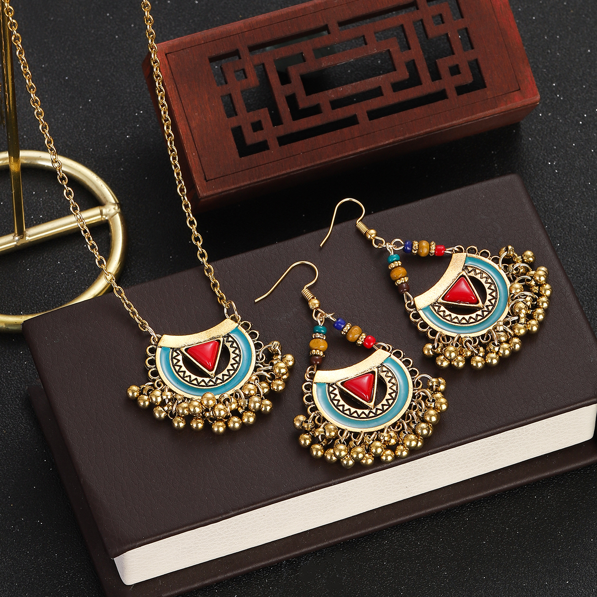 Ethnic Red Stone Necklace Earr – обзор и цена Ethnic Fashion Trends 2026